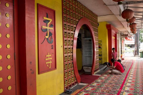Bergaya Khas Tionghoa, Masjid Lautze 2 Tempat Pengajian Para Mualaf di Kota Bandung