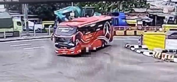 Anak Kecil Terlindas Bus Saat Berburu Klakson Telolet di Pelabuhan Merak, Begini Kronologinya