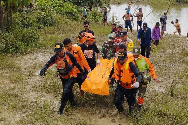 3 Hari Pencarian, 2 Santriwati yang Hanyut Terseret Banjir di Grobogan Ditemukan Tewas