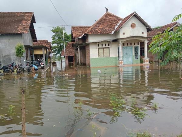 Banjir Terjang Kudus: 6 Warga Tewas Tenggelam, 1 Kesetrum