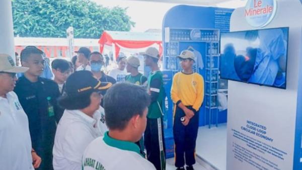 Menteri LHK Siti Nurbaya Kunjungi Booth Le Minerale di Aksi Bersih Negeri