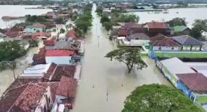Update Banjir-Longsor Jateng, BNPB: 9 Orang Tewas, 10 Luka-luka dan 9.324 Mengungsi