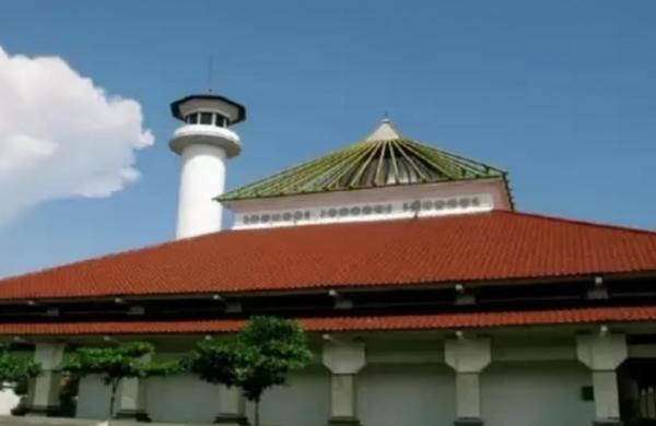 Jadwal Imsak dan Buka Puasa Ramadan 2024 Surabaya 20 Maret, Berikut Disertai Niatnya
