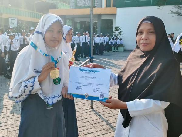 Daftar Pemenang Indonesian Youth Science And Health Olympad, Cek Juara IYSHO 2024