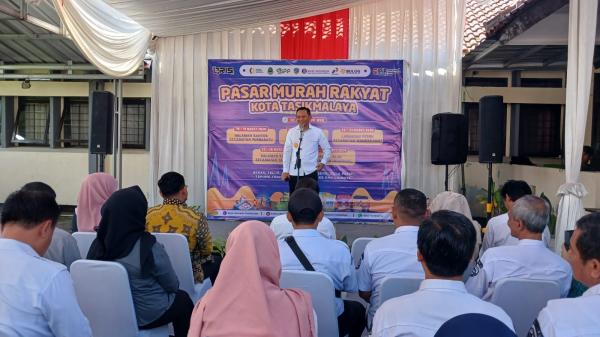 Pj Wali Kota Tasikmalaya Cheka Virgowansyah Launching Pasar Murah Rakyat, Fasilitasi Kebutuhan Warga