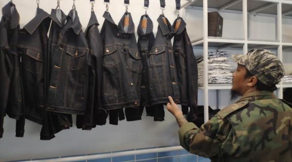 Denim Works Surabaya, Tempat Berkumpulnya Anak Muda yang Miliki Gaya Klasik, Bisa Pesan Ukuran