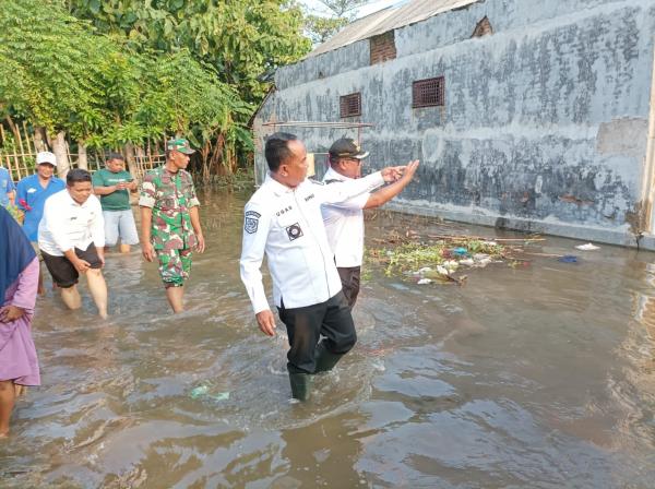 Hujan Deras, Desa Sukomulyo Banjir Setinggi Lutut Orang Dewasa