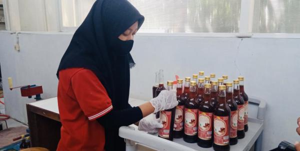 Potensi Berkah Ramadhan, Produk Olahan Salak dari Jombang Membanjiri Pasar