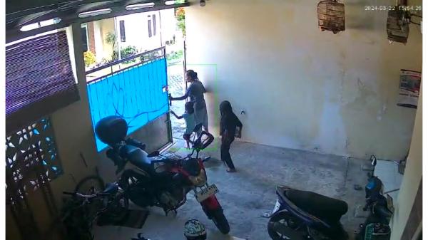 Terekam CCTV Gempa Terasa sampai Grobogan Warga Panik Ketakutan Berlarian Keluar Rumah