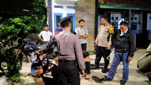 Hendak Tawuran, Sejumlah ABG Beserta Sajam Diamankan Polisi di Cikarang Timur