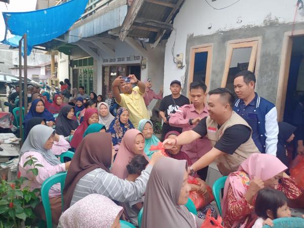 Himpunan Pemuda Hindu Bersama KNPI Lampung Berbagi Sembako di Kecamatan Panjang 