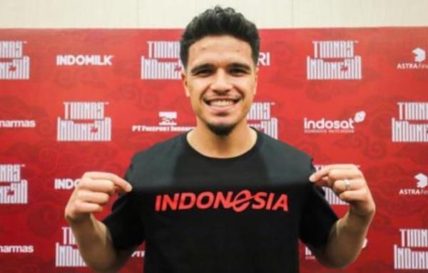 Kisah Pemain Timnas Indonesia Ragnar Oratmangoen yang Dapat Hidayah hingga Memutuskan Mualaf