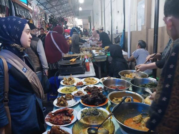 Bazar Kuliner Ramadhan di Pasar Cipanas Sepi Pengunjung