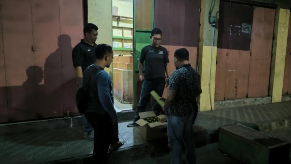 Razia saat Ramadhan, Polisi Kota Banjar Sita Puluhan Botol Miras