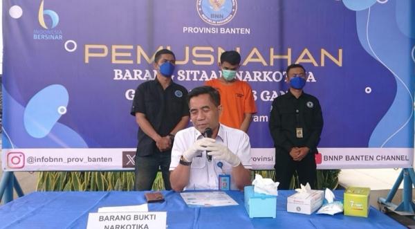 BNNP Banten Tangkap Penerima Paket Ganja di Tangerang