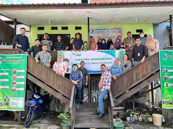 BPJS Ketenagakerjaan Samarinda menggelar kegiatan employee volunteering di Panti Asuhan Qolbun Salim