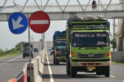 Kendaraan Berat Dilarang Melintas di Tol Jabodetabek Selama Arus Mudik 2024
