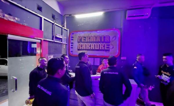 Satpol PP Segel 4 Tempat Karaoke di Semarang karena Langgar Jam Operasional