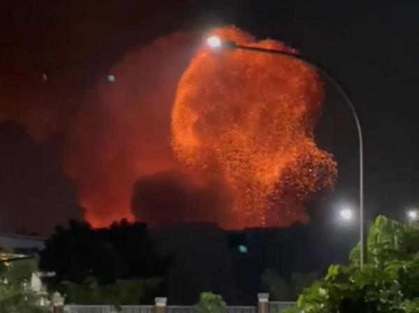 Gudang Amunisi Peluru Terbakar di Perbatasan Bogor-Bekasi, Suara Ledakan Terdengar di Sekitar Lokasi