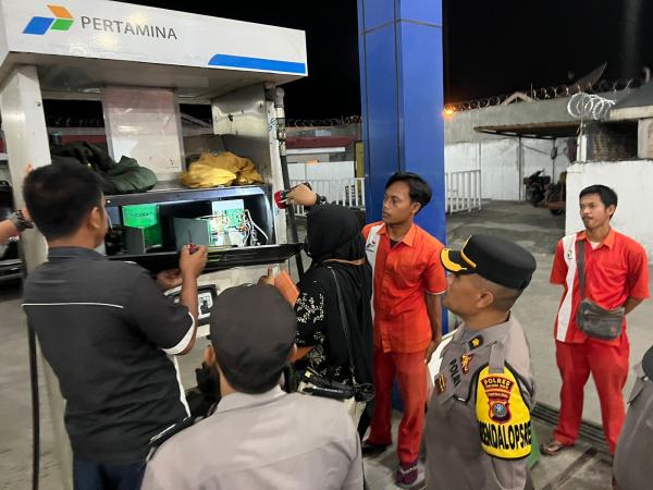 Jelang Mudik Lebaran 2024, Polres Tanjungbalai Pastikan Tidak Campur Air Pada BBM di Seluruh SPBU