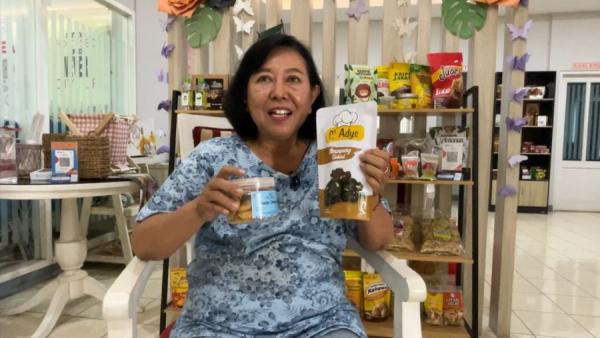 Ampyang Cokelat Nenek Rosa Bikin Nagih, Perjalanan dari Hobi Jadi Profesi