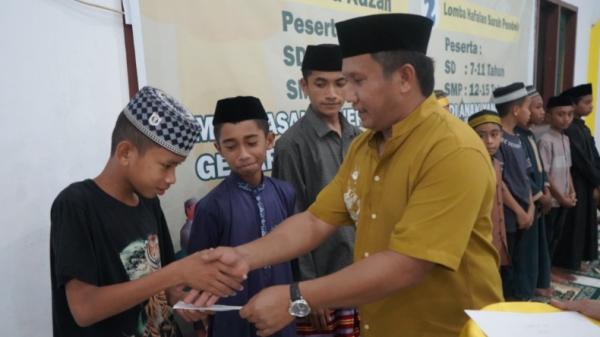 Sponsori Gebyar Ramadan 2 Kecamatan, La Ode Darwin Dukung Pembangunan Generasi Muda di Muna Barat