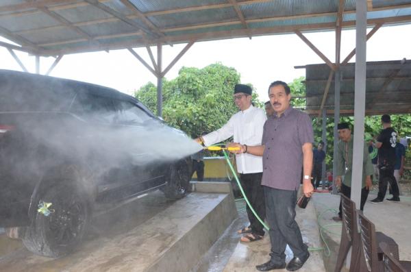 Kemenkumham Sulteng Beri Bekal Keterampilan Mencuci Mobil untuk WBP Lapas