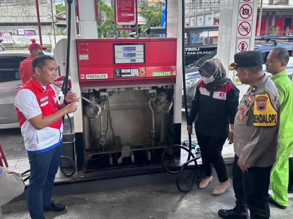 Pertamina Uji Tera dan Density Produk BBM di SPBU di Jawa Tengah, Pastikan Sesuai Takaran