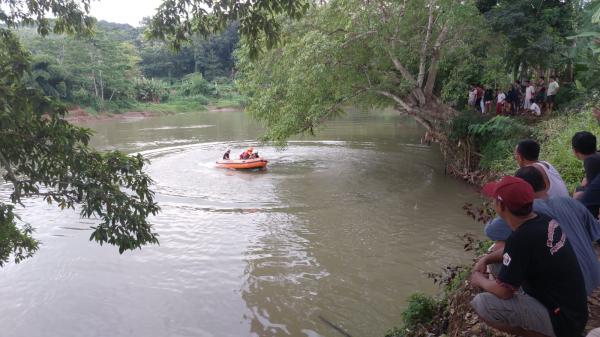 Seorang Pria Tanpa Identitas Diduga Hilang Tenggelam di Sungai Citanduy Kota Banjar