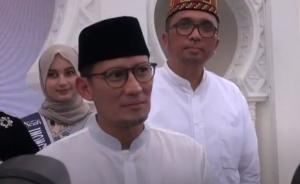 Menparekraf Tinjau Festival Kuliner dan Tradisi Ramadhan di Aceh, Nikmati Kuliner Lokal
