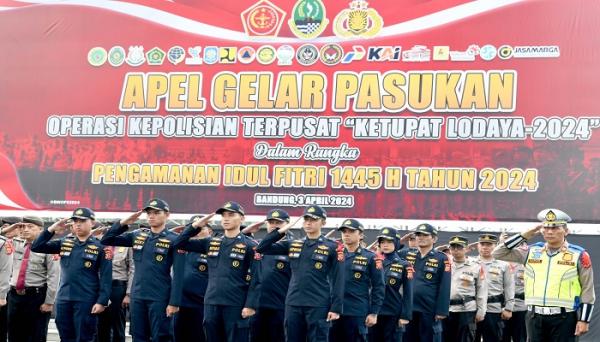 Mayjen TNI Mohammad Fadjar Pimpin Apel Gelar Pasukan Operasi Ketupat 2024 di Jabar