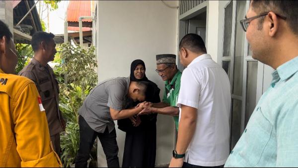 Sambut Idul Fitri Kajari Bireuen Kunjungi Pensiunan Kejaksaan