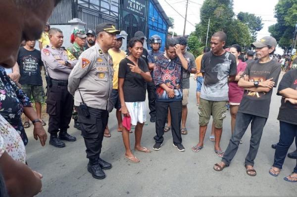 Akses ke RSUD Haulussy Sempat Dibarikade, Polisi Damaikan Kelompok Pemuda Kudamati