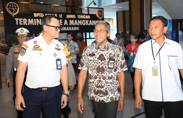 Puncak Arus Mudik di Terminal Mangkang Semarang Diprediksi 6-7 April