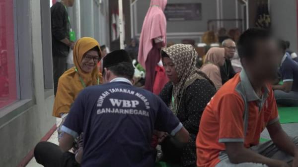 Ramadan Berkah, Warga Binaan Rutan Banjarnegara Berkesempatan Bukber Bareng Keluarga