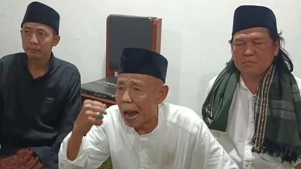 Viral, Mbah Benu Imam Masjid Aolia Tentukan Lebaran Setelah 