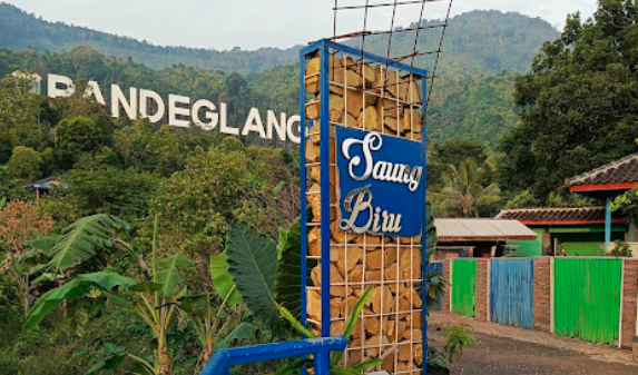 Harga Tiket Wisata Saung Biru Pandeglang yang Cocok Jadi Destinasi Liburan Bersama Keluarga