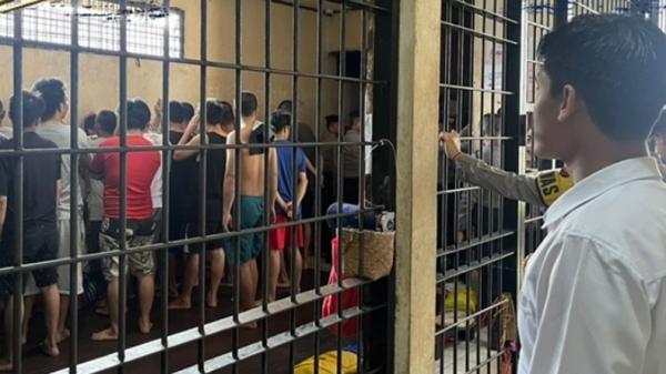 Antisipasi Tahanan Kabur, Polres Kutai Barat Razia Barang Terlarang di Rutan
