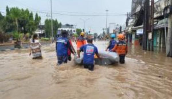 Tragedi Banjir di Pasuruan, Dua Warga Tewas, Evakuasi Masih Dilakukan hingga Saat Ini