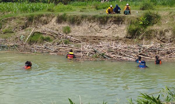 Tragis, Warga Grobogan Hilang Tenggelam saat Menyelam Cari Ikan di Sungai Suco