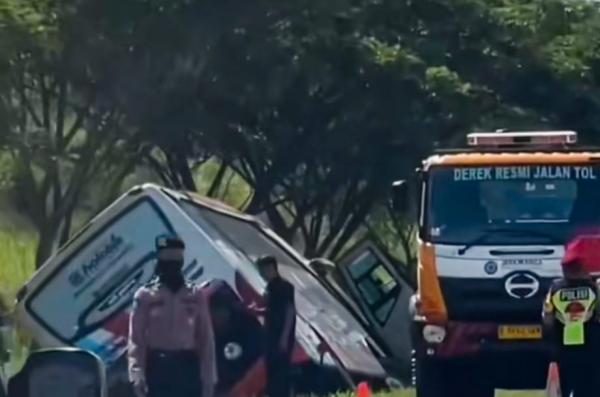 Ini Korban Kecelakaan Tunggal Bus Rosalia Indah asal Nganjuk