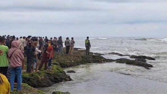 3 Bocah Tenggelam di Pantai Muaragatah Pangandaran, Satu Orang Belum Ditemukan