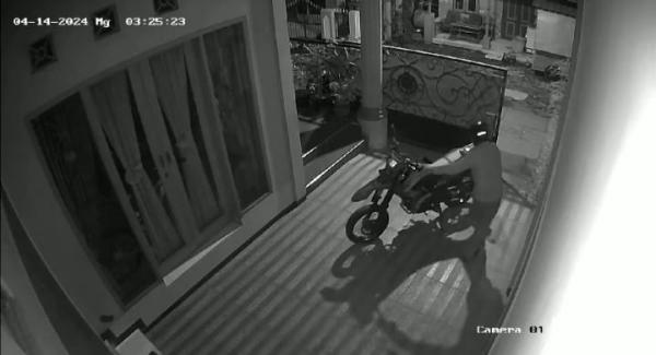 Viral! Aksi Pencurian Meningkat di Jombang, Rumah Warga Kauman Jadi Sasaran, Ini Rekaman CCTV-nya
