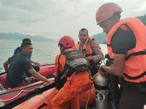 Berlibur ke Danau Laut Tawar Aceh Tengah, Seorang Wisatawan Tenggelam dan di Temukan Meninggal Dunia