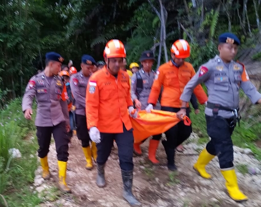 Dua Korban Longsor di Tana Toraja Ditemukan Tim SAR Gabungan