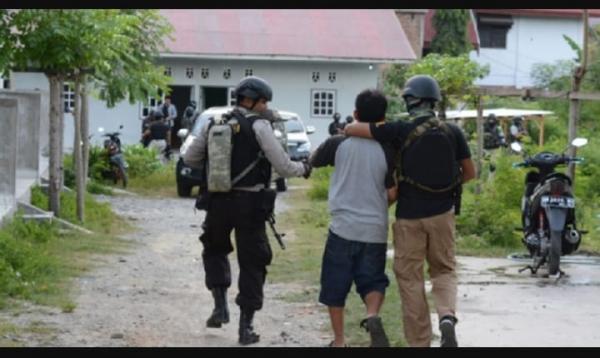 Satgassus Kriminal Polres Way Kanan Tangkap DPO Pelaku Curat Sapi di Negara Batin
