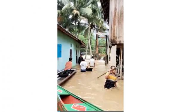 Banjir Bandang di Muratara, 17 Rumah Hanyut 3 Jambatan Gantung Putus