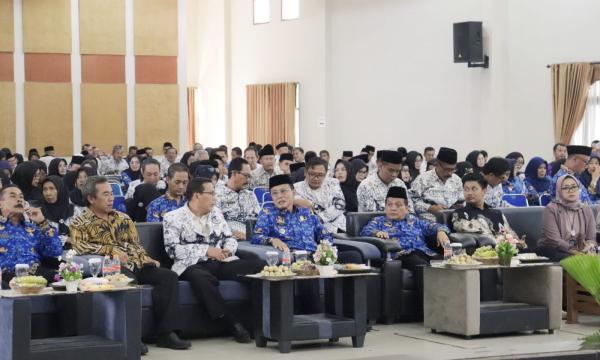 Ribuan Guru Hadiri Halal Bihalal PGRI di Gedung KH Ahmad Dahlan STIKes Muhammadiyah Ciamis