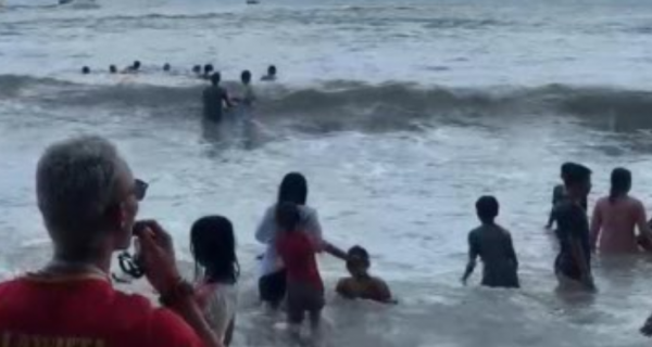 Usai Terseret Ombak Pantai Cerita, 20 Korban Alami Trauma