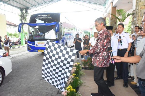 Balik Rantau, Pemprov Jateng Fasilitasi Bus Gratis untuk 3.145 Pemudik